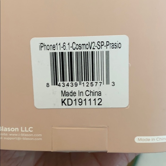 iPhone 11 case - Picture 3 of 3